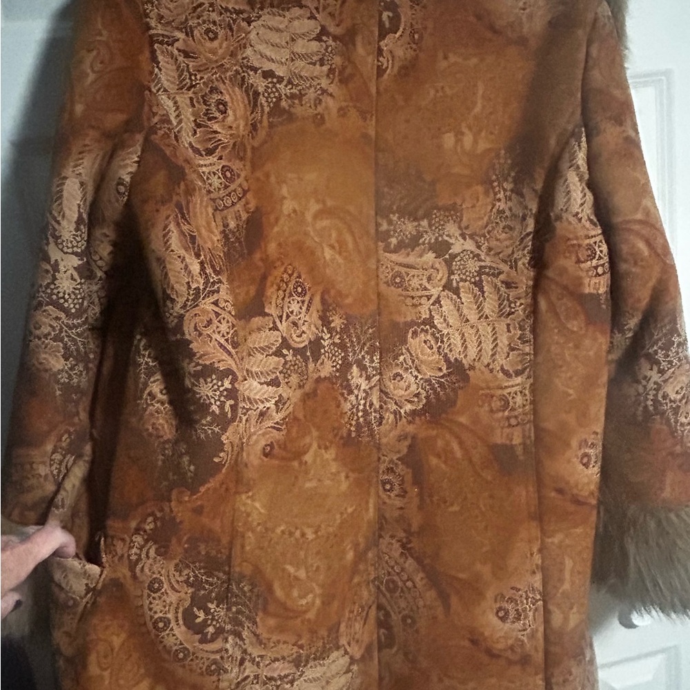 Newport News Vintage Penny Lane Paisley Suede w/Faux Fur - Picture 12 of 12